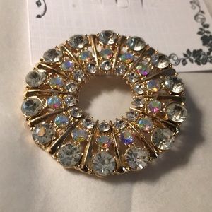 Brooche/Pin. A Bit of Bling!